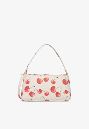 Cremefarbene Handtasche mit rotem Kirschmuster, goldenem "JENNY"-Logo und einem einzelnen Schulterriemen.