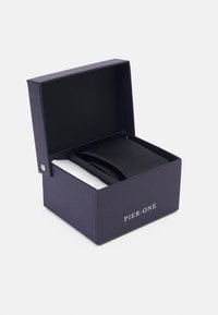 Pier One SET - Lenço de bolso - black
