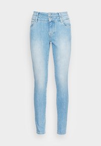 Vaqueros skinny de mezclilla azul claro con cintura alta, dos bolsillos frontales y cierre de botón. Presentan un ligero desgaste para añadir textura.