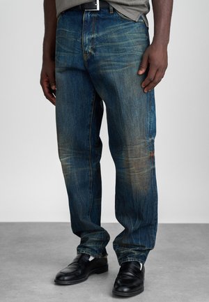 - Jeansy Relaxed Fit