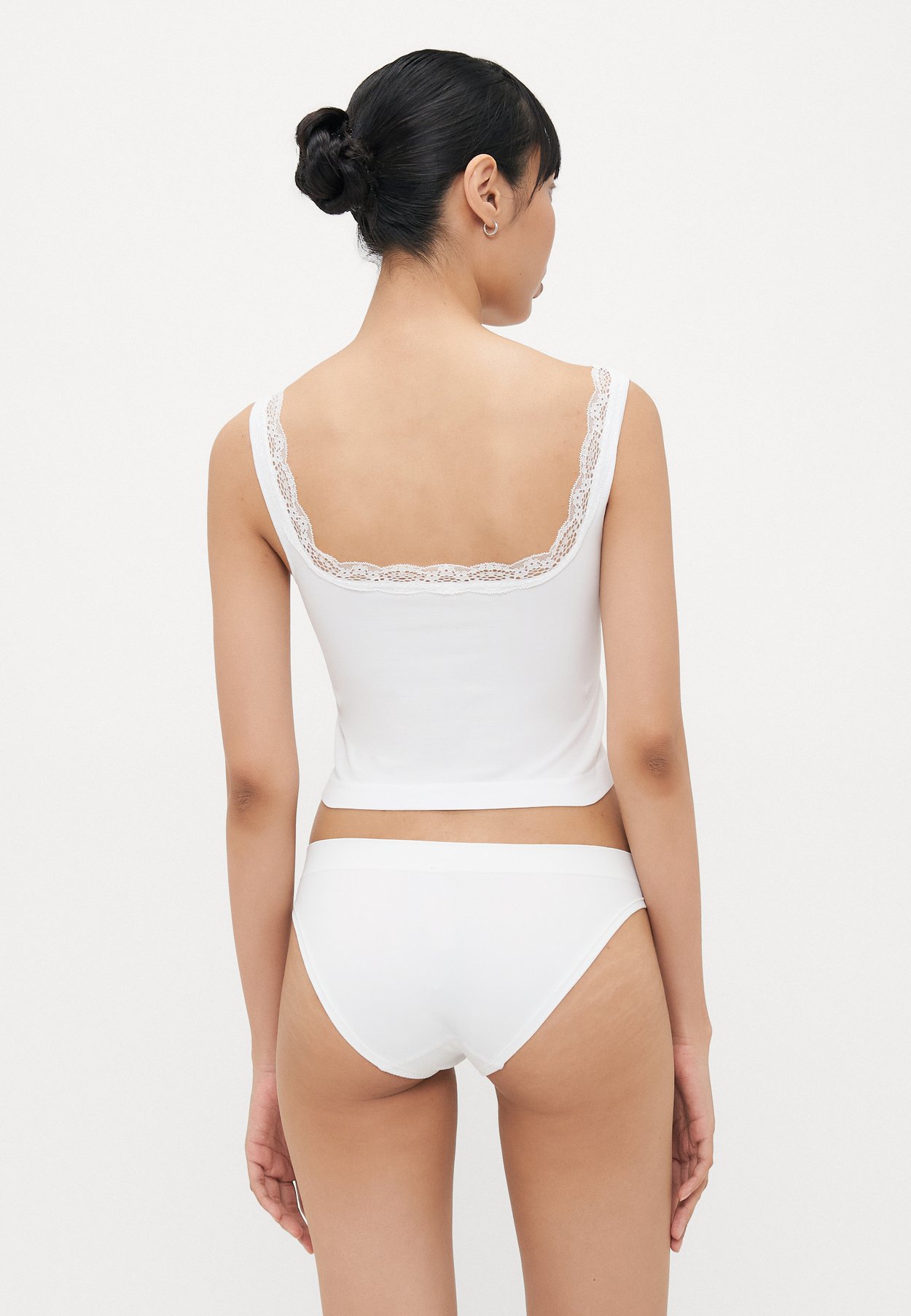 ONLVICKY SINGLET SQUARE NECK
