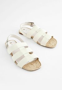Next FISHERMAN- REGULAR FIT - Páskové sandály  - white