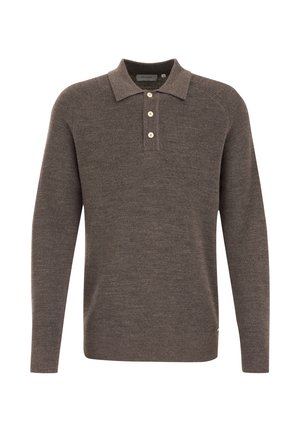 Bruine gebreide polo met lange mouwen, voorzien van een geribbelde textuur, een driedelige knoopsluiting en een klassieke kraag.