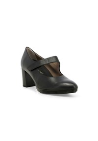 Scarpa nera in pelle con tacco, caratterizzata da un design a ritaglio curvo e una fascia superiore. Presenta un tacco a blocco per stabilità e una texture liscia.