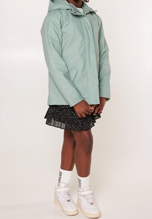America Today JANICE JR RAINCOAT - Sadetakki - sage