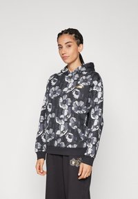 Puma CLASS ACT HOODIE  - Jersey con capucha - black