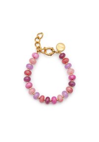Pulsera de cuentas rosa y morada con herrajes dorados, que presenta un cierre de eslabones y cuentas alternadas de textura brillante y mate.