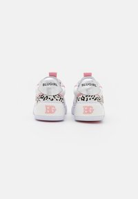 Blugirl WOW  - Sapatilhas - pink