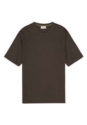 T-shirt en coton brun avec un col rond et des manches courtes. Texture lisse et design simple, sans motifs ni accents visibles.