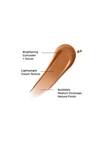 Échantillon de fond de teint crémeux marron avec texte mettant en avant un correcteur illuminant et un sérum, texture crème légère et couvrance moyenne modulable.