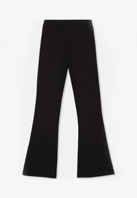 Pantaloni neri svasati realizzati in un tessuto liscio e elasticizzato. La vita è elastica e le gambe si allargano verso l'orlo, creando una silhouette fluida.