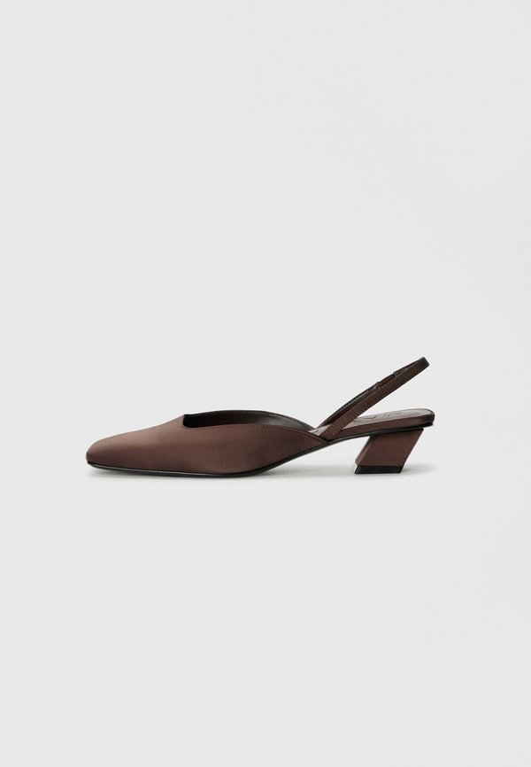 STEPHANIE - Heeled mules - schokolade