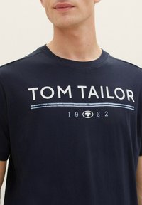 TOM TAILOR MIT LOGO - Camiseta estampada - sky captain blue
