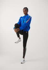 adidas Sportswear TIRO CUT 3-STRIPES TRACK - Φούτερ με φερμουάρ - blue/green