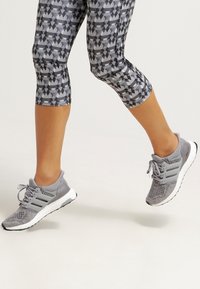 adidas Performance Pantalon 3/4 de sport - grey