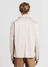 Calliope CON TASCHE - Leichte Jacke - sabbia