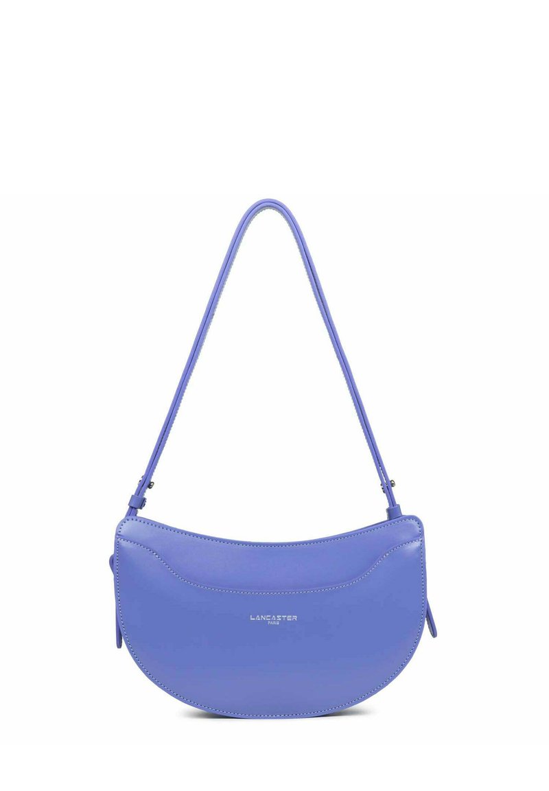 Borsa a spalla in pelle viola liscia, caratterizzata da una forma curva, chiusura con zip superiore e dettagli di cucitura sottili. Nome del marchio impresso sul fronte.