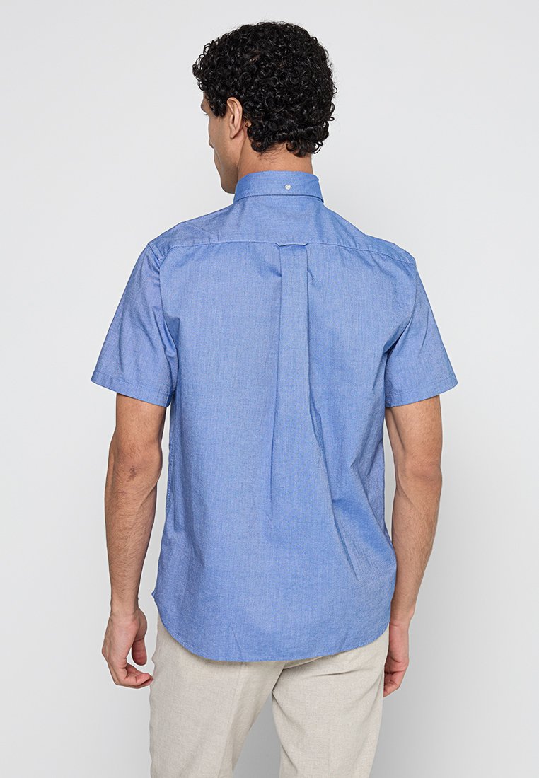 REG CLASSIC OXFORD