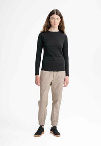 MELA LANGARM DHIVYA - Langarmshirt - schwarz