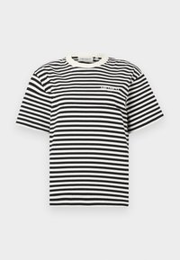 Seleccionado, black/white