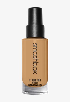 STUDIO SKIN 15 HOUR WEARHYDRATING FOUNDATION - Foundation - 3.02