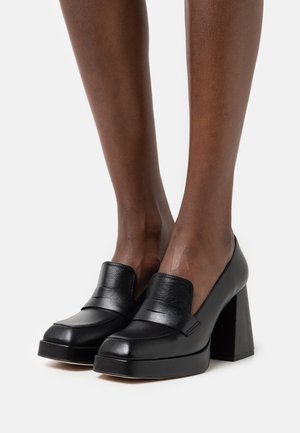 ÁNGEL ALARCÓN, Escarpins à talons hauts - black