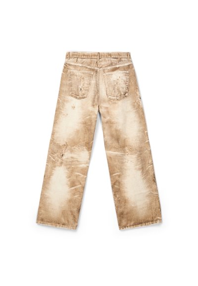 Pantalon large en velours côtelé beige vieilli avec deux poches arrière et des taches décolorées semblables à des éclaboussures d'eau de javel sur le tissu.