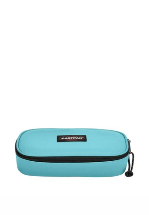 Trousse rectangulaire turquoise avec fermeture éclair noire et écusson du logo Eastpak sur le dessus, isolée sur fond blanc.