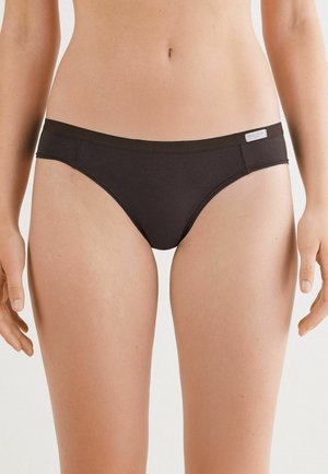 Zwarte katoenen bikini onderbroek met een gladde textuur, middelhoge tailleband en een klein zijlabel; heeft een simpel en functioneel ontwerp.