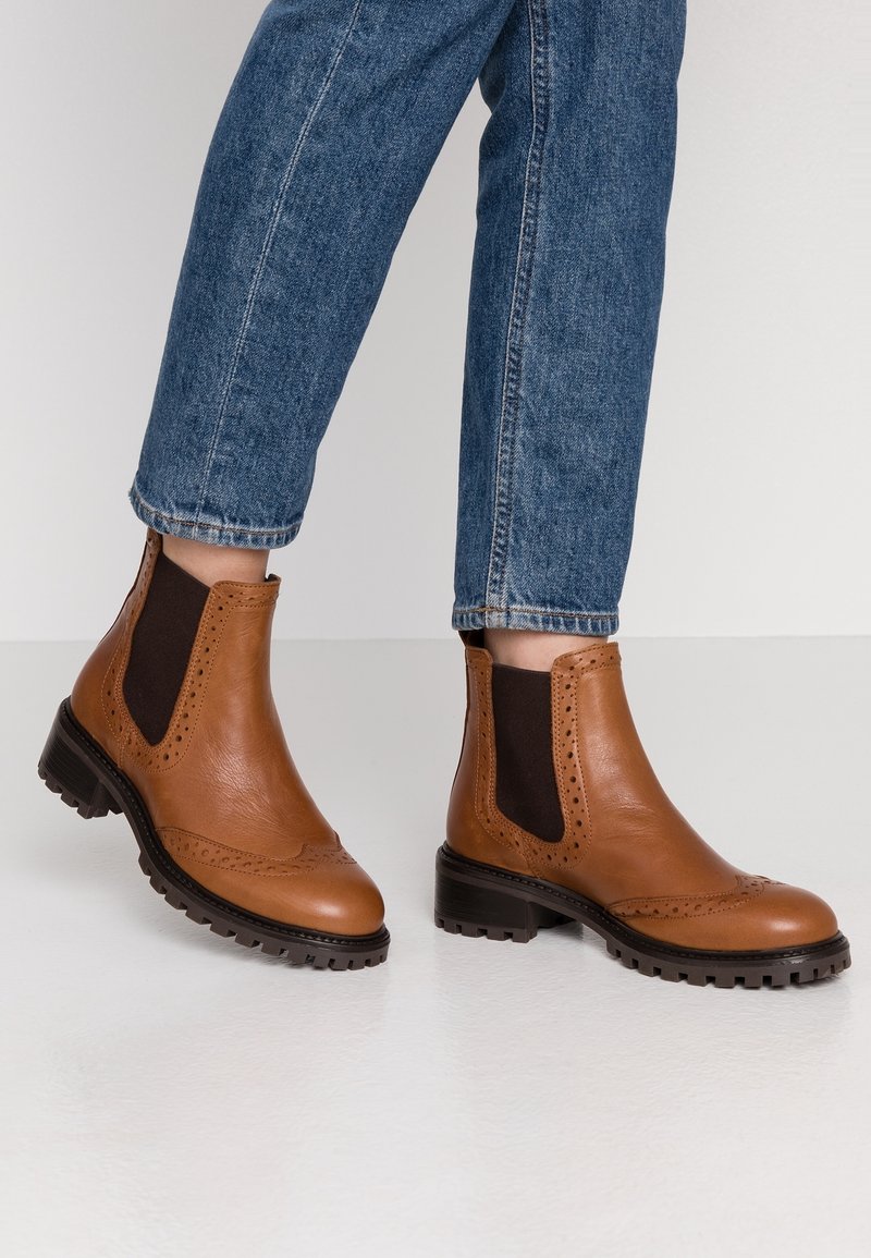 KIOMI Snowboots - cognac