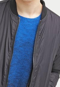 Jack & Jones Stickad tröja - blue