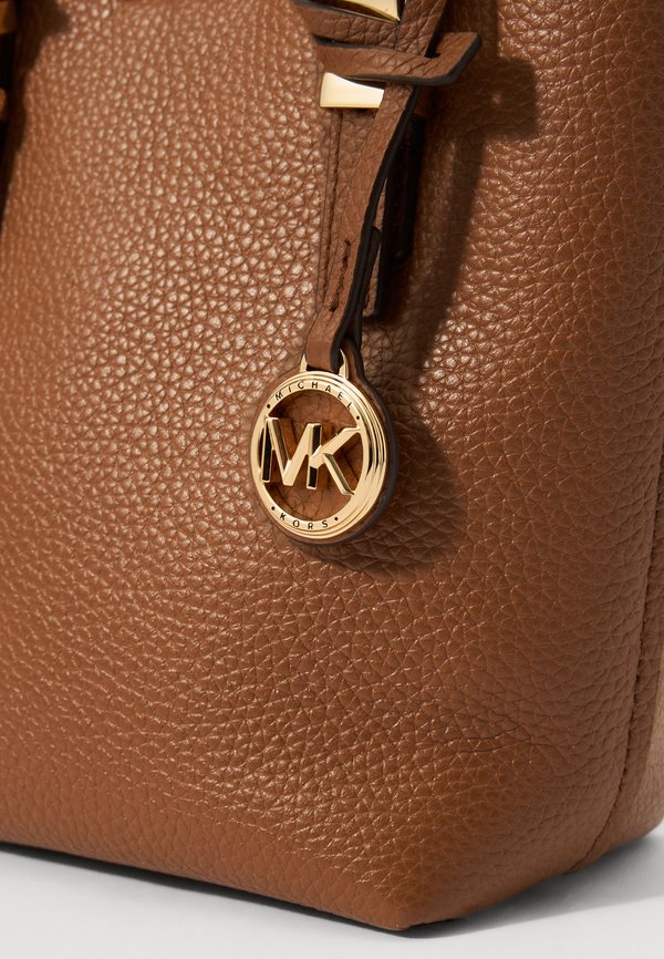 QUINN TOTE - Handbag - luggage4