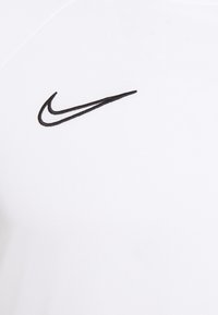 Nike Performance ACADEMY - Camiseta deportiva - white/black