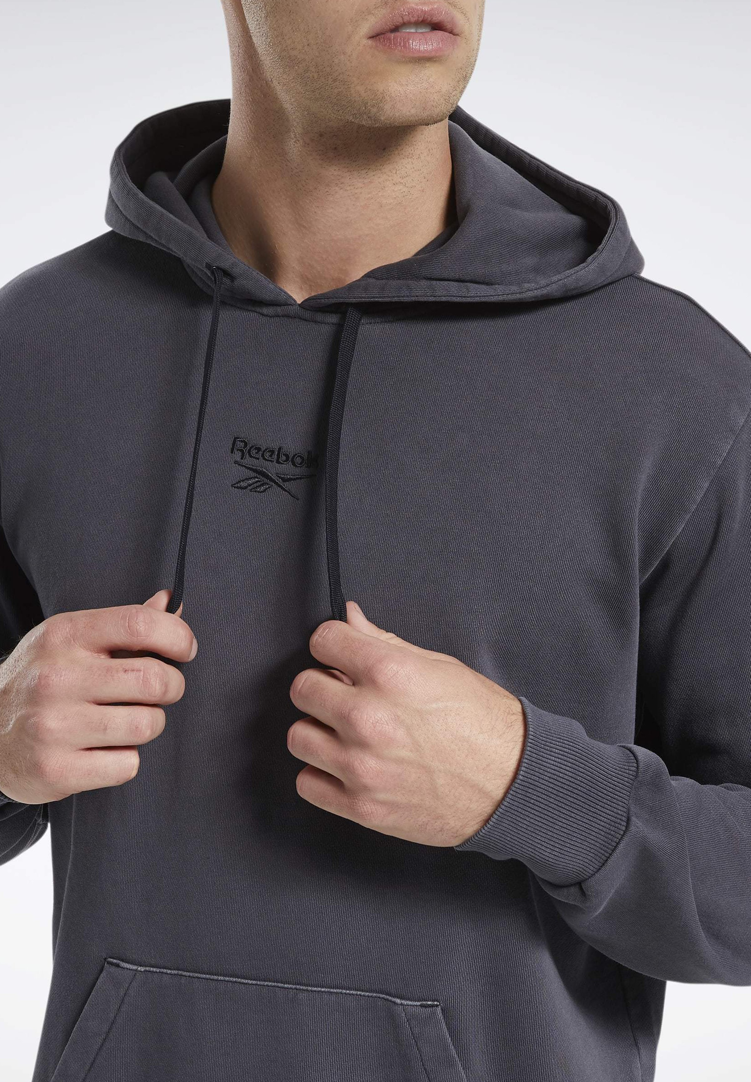 Reebok Classic CLASSICS PREMIUM VECTOR HOODIE Hoodie Reebok Classic CLASSICS PREMIUM VECTOR HOODIE - Hoodie - black