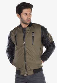 Cipo & Baxx Bomber Jacket - khaki