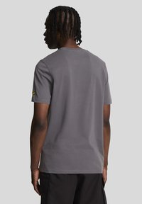 Lyle & Scott T-shirt básica - gunmetal cove
