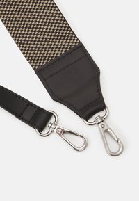 Still Nordic STILLAGGIE BRAIDED 2 ROOM - Axelremsväska - black