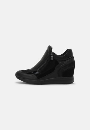 Sneaker low - black