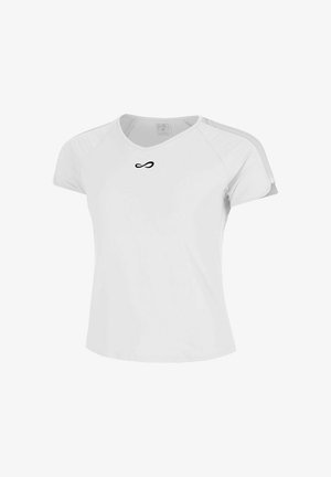 T-shirt atletica bianca con colletto a V, maniche corte e un logo nero al centro. Realizzata in tessuto leggero, presenta una texture liscia.