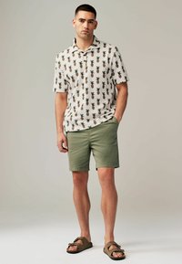 Next TEXTURED - Poloshirts - ecru pineapple