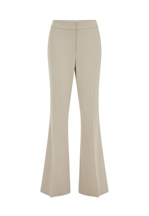 Bež hlače z zvončastim krojem in gladko teksturo, s pasom srednje višine in subtilnim sprednjim šivom. Preprost dizajn brez vidnih vzorcev ali poudarkov.