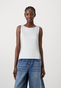 Abercrombie & Fitch - Top