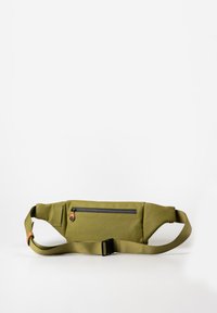 Grüne Stoff-Umhängetasche mit einem Reißverschlussfach, einem verstellbaren Riemen und Lederakzenten. Bietet ein schlankes, elongated Design für einfachen Transport.