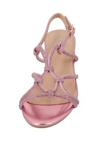 Sandal in satin rosa con un design a incrocio e dettagli in strass, punta aperta e cinturino alla caviglia con fibbia. Interno della suola liscio.
