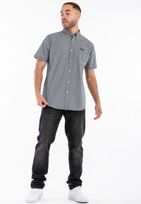 Lonsdale SHORT SLEEVE BRIXWORTH - Marškiniai - black white