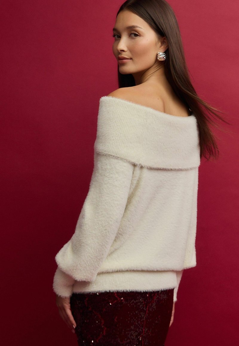 Next FLUFFY OFF SHOULDER BARDOT - Svetrík - white ecru