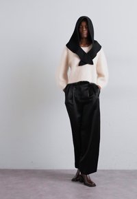 By Malene Birger TIANNE - Scarf - black