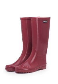 Bottes de pluie en caoutchouc rouge avec un design haut et lisse, à bout rond et semelle texturée. Logo bien visible sur le côté pour le marquage.