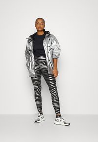 Smilodox DAMEN - T-shirt estampada - dunkelblau