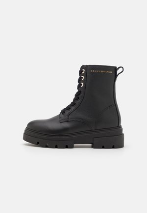 Tommy Hilfiger Plateaustøvletter - black